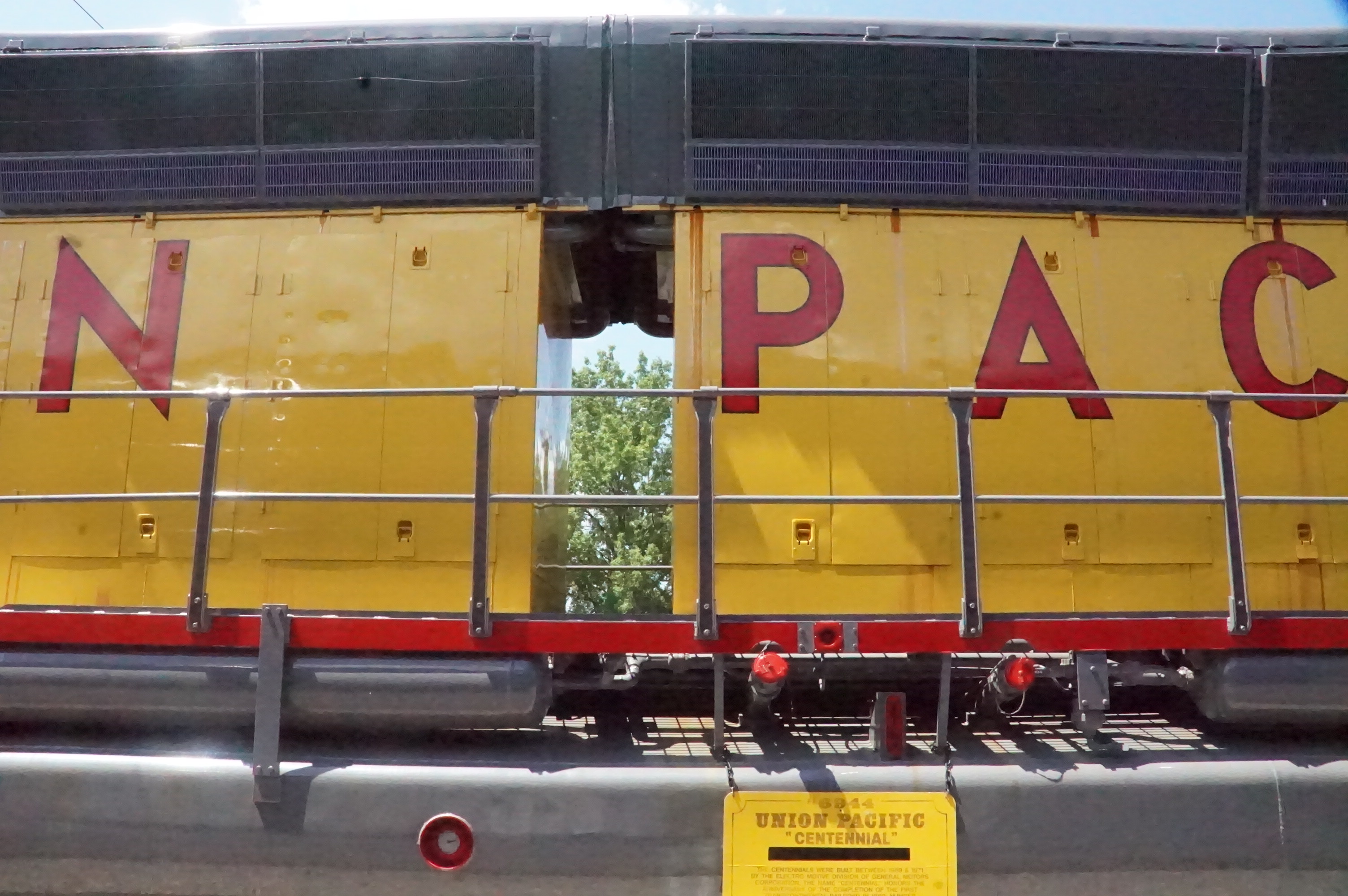 Union Pacific #6944